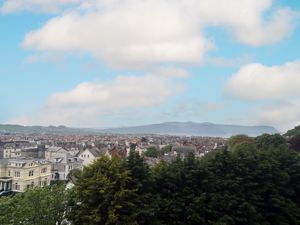 Photo 22- click for photo gallery